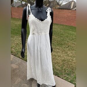 Forever 21 Crochet Cream Maxi Dress